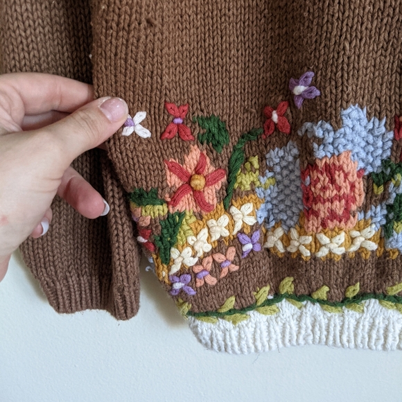 Vintage 90s Cottagecore Embroidered Sweater – Jennifer Reed – 1X – Shabby Chic - Picture 9 of 9